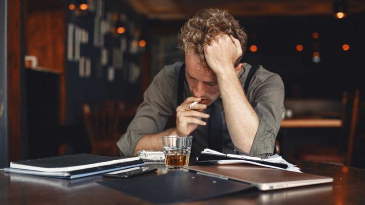 Como saber se a pessoa é dependente químico: Sinais e sintomas a observar