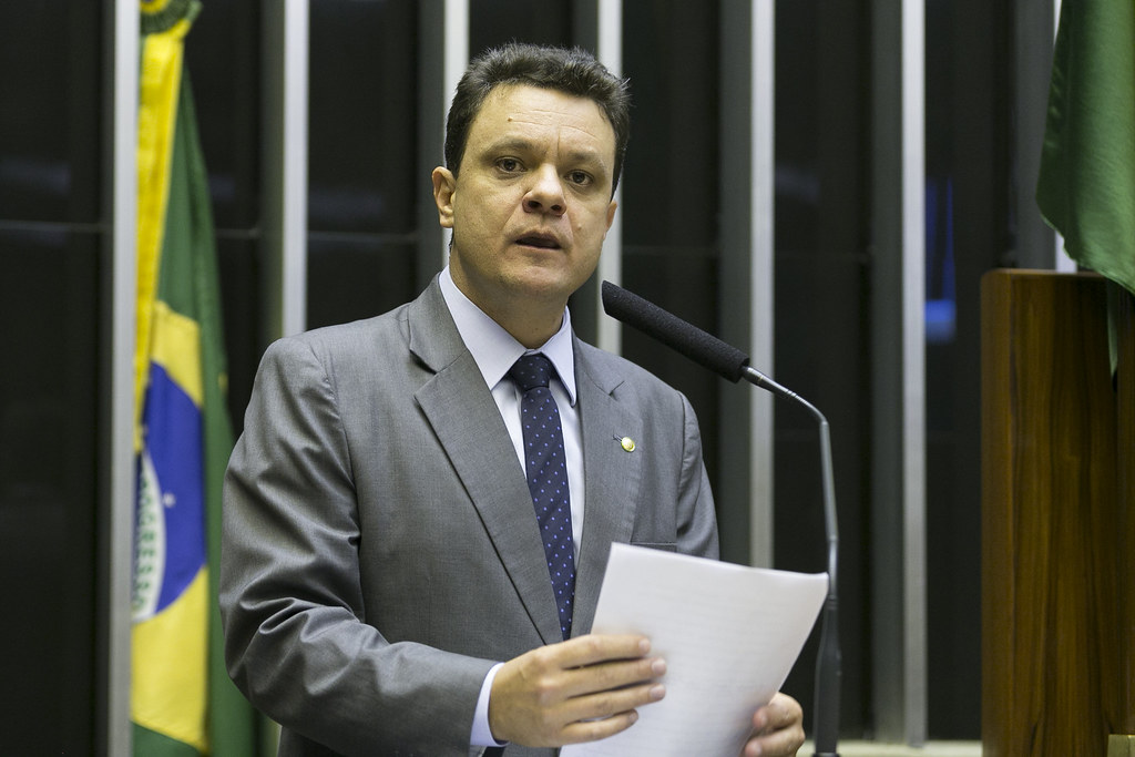 Câmara elege petista para TCU após acordo com Motta Câmara elege petista para TCU após acordo com Motta