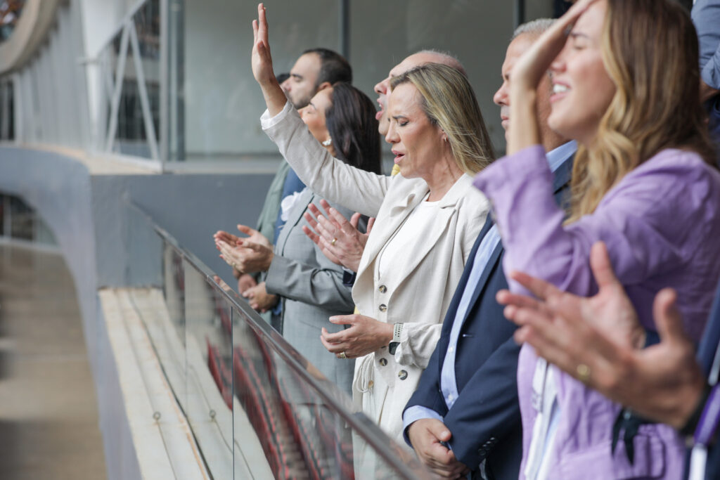 Governadora Celina Leão se emociona em evento na Sexta Santa