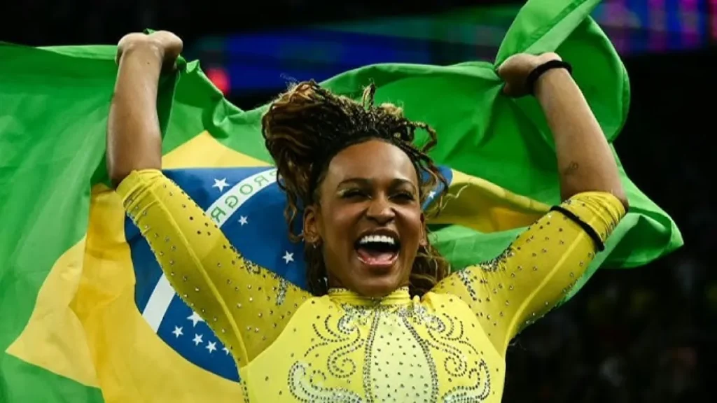Rebeca Andrade volta e lidera ranking mundial no salto em 2026