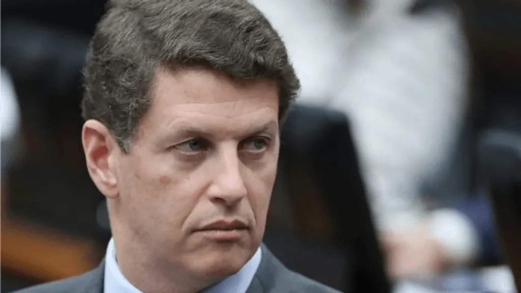 Salles troca suplente e coloca ex-deputado do PSL na chapa ao Senado Salles troca suplente e coloca ex-deputado do PSL na chapa ao Senado