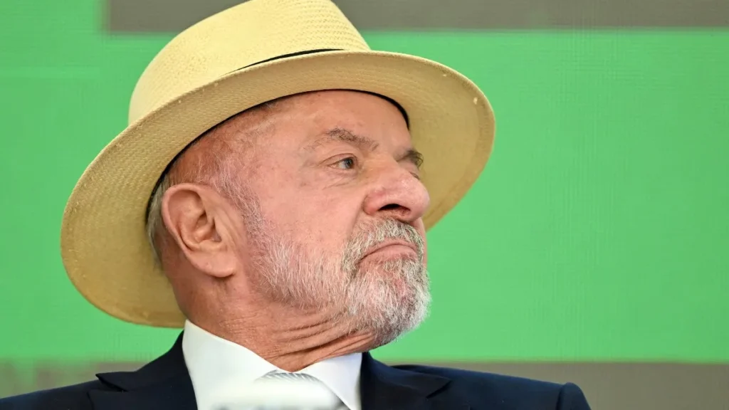 Lula usará chapéu pela 1ª vez em foto de urna em 2026; entenda Lula usará chapéu pela 1ª vez em foto de urna em 2026; entenda