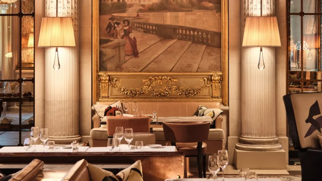 Surrealismo e luxo: alta gastronomia em Paris Surrealismo e luxo: alta gastronomia em Paris